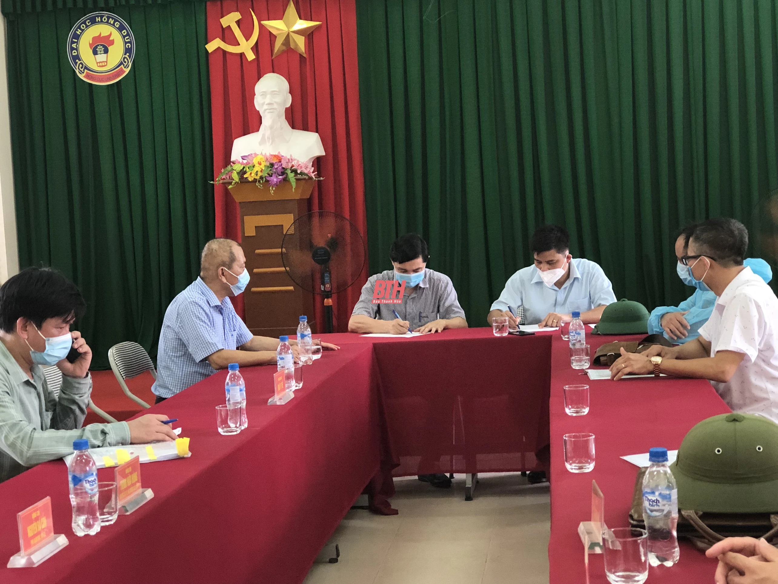 Tiếp nhận 422 công dân Thanh Hóa từ Bắc Giang trở về địa phương cách ly phòng, chống dịch COVID-19