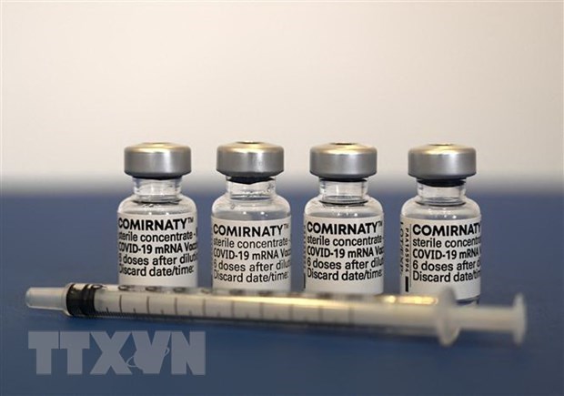 EU quyết định mua thêm 150 triệu liều vaccine Moderna