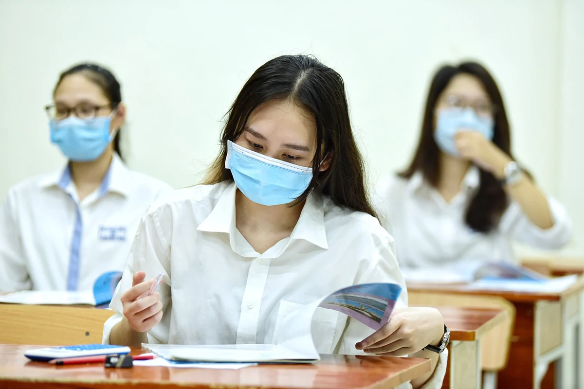Bảo đảm kỳ thi tốt nghiệp THPT năm 2021 diễn ra an toàn trong bối cảnh dịch, bệnh COVID-19 diễn biến phức tạp