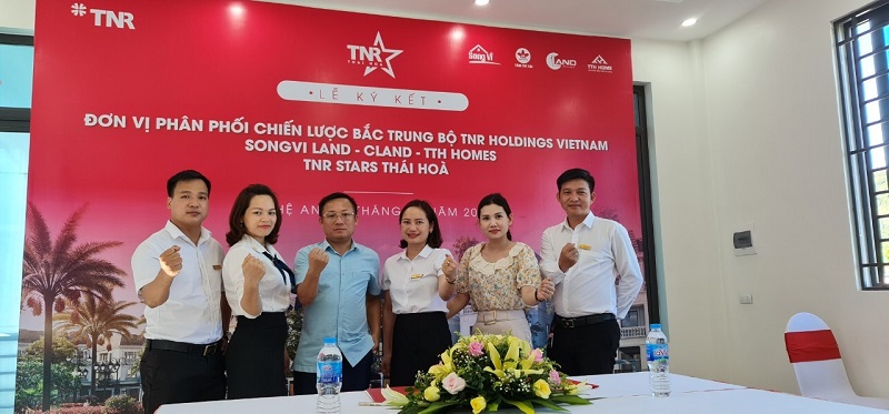 Songvi Land ký kết độc quyền phân phối ShopVilla - TNR Stars Thái Hòa