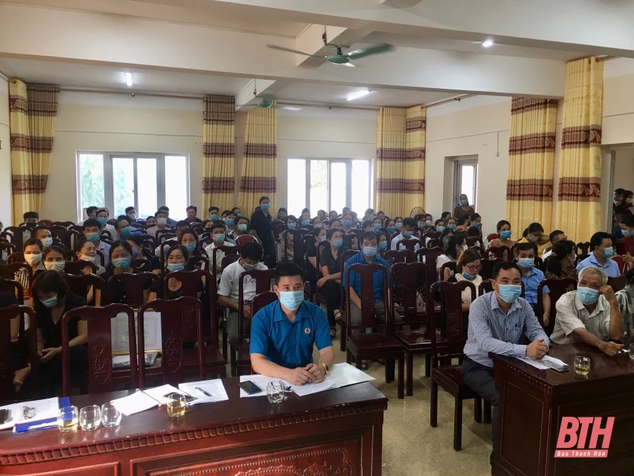 LĐLĐ huyện Thạch Thành đẩy mạnh hoạt động chăm lo, bảo vệ quyền, lợi ích cho người lao động