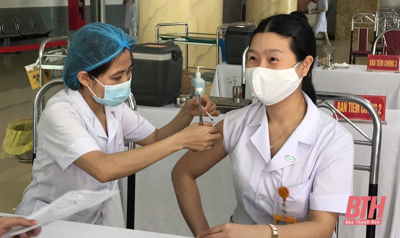 Phát động triển khai Chiến dịch tiêm chủng vắc-xin phòng COVID-19 toàn quốc