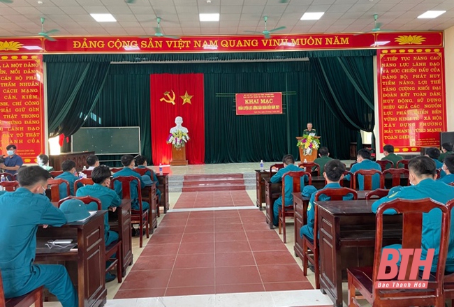 Ban CHQS Thị xã Nghi Sơn khai mạc huấn luyện dân quân biển năm 2021