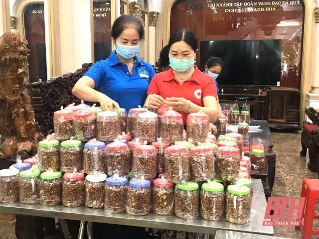 Câu lạc bộ Thiện Nguyện Xanh và những chuyến hàng nghĩa tình
