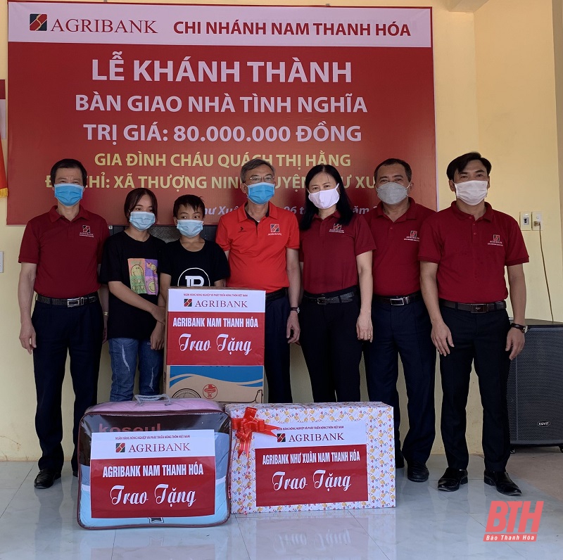 Agribank Nam Thanh Hóa hỗ trợ 80 triệu đồng xây nhà tình nghĩa tại xã Thượng Ninh