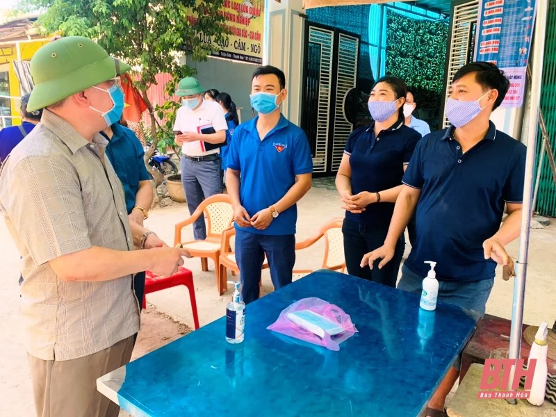 Huyện Triệu Sơn duy trì chế độ trực 24/24 để nâng cao vai trò, trách nhiệm trong công tác phòng, chống dịch COVID-19