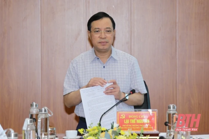 Quan tâm hơn nữa công tác phát triển đảng viên trong doanh nghiệp và trường học