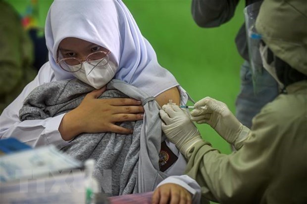 Malaysia nới lỏng hạn chế với những người hoàn thành tiêm chủng