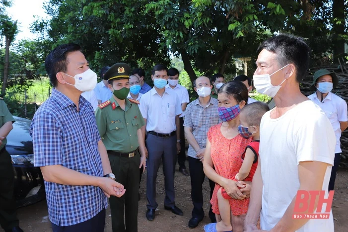 Đồng chí Bí thư Tỉnh ủy Đỗ Trọng Hưng kiểm tra công tác phòng chống dịch COVID 19 tại huyện Như Xuân