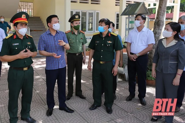 Đồng chí Bí thư Tỉnh ủy Đỗ Trọng Hưng kiểm tra công tác phòng chống dịch COVID 19 tại huyện Như Xuân
