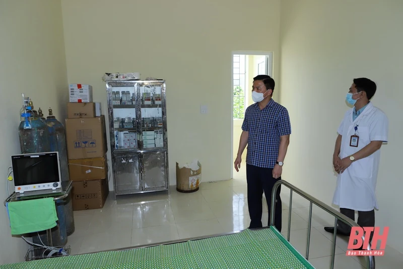 Đồng chí Bí thư Tỉnh ủy Đỗ Trọng Hưng kiểm tra công tác phòng chống dịch COVID 19 tại huyện Như Xuân