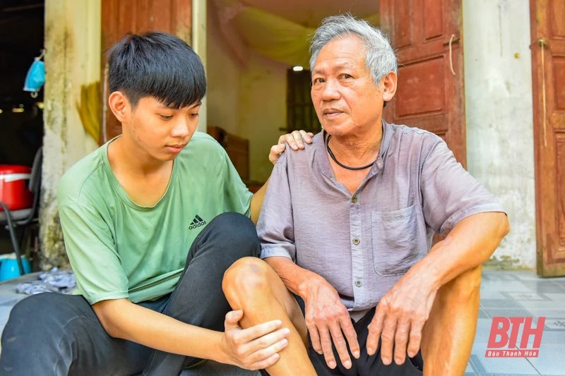 Viết tiếp giấc mơ cho cậu học trò nghèo