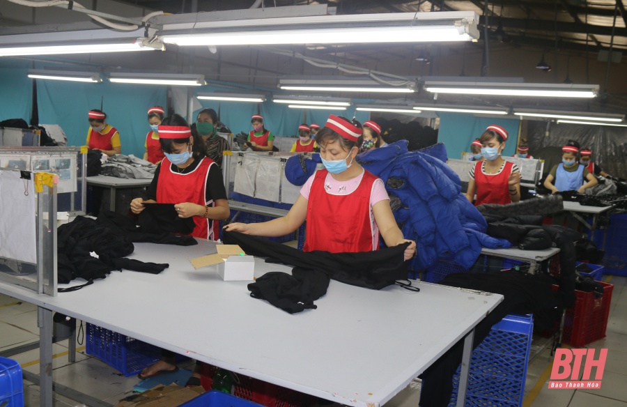 Khẩn trương thực hiện các chính sách hỗ trợ người lao động bị ảnh hưởng do dịch COVID-19