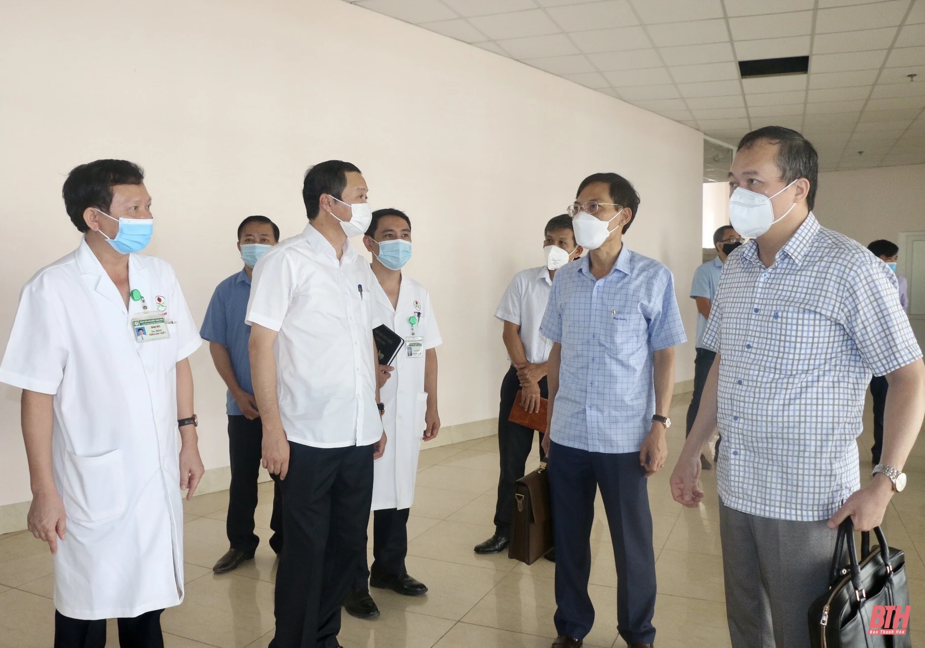 Khảo sát cơ sở điều trị bệnh nhân COVID-19 tại Bệnh viện Ung bướu Thanh Hoá và Bệnh viện 71 Trung ương