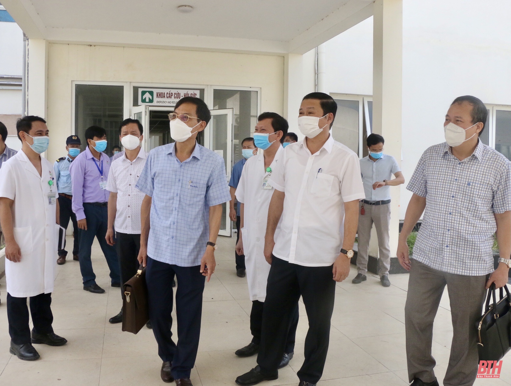 Khảo sát cơ sở điều trị bệnh nhân COVID-19 tại Bệnh viện Ung bướu Thanh Hoá và Bệnh viện 71 Trung ương