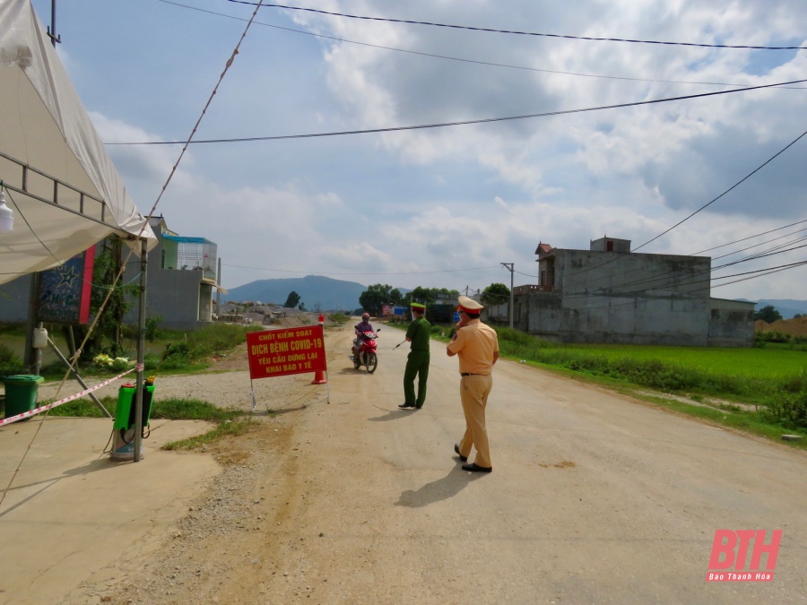 Huyện Triệu Sơn: Xử phạt 318 vụ vi phạm trong công tác phòng, chống dịch COVID-19