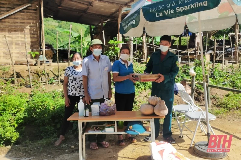 Phụ nữ huyện Mường Lát vận động hỗ trợ nhu yếu phẩm cho vùng phong tỏa, khu cách ly