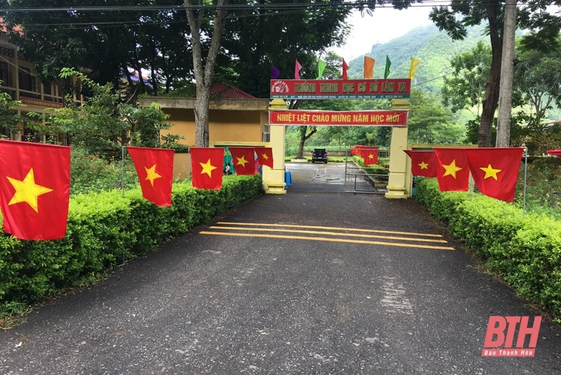 Học sinh vùng cao xứ Thanh trong ngày khai giảng đặc biệt