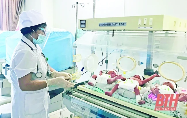 Bên trong khu phong tỏa Bệnh viện Đa khoa Hợp Lực