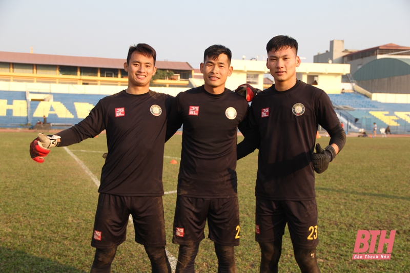 Thủ môn trẻ Trịnh Xuân Hoàng và cơ hội bắt chính cho đội tuyển U22 Việt Nam