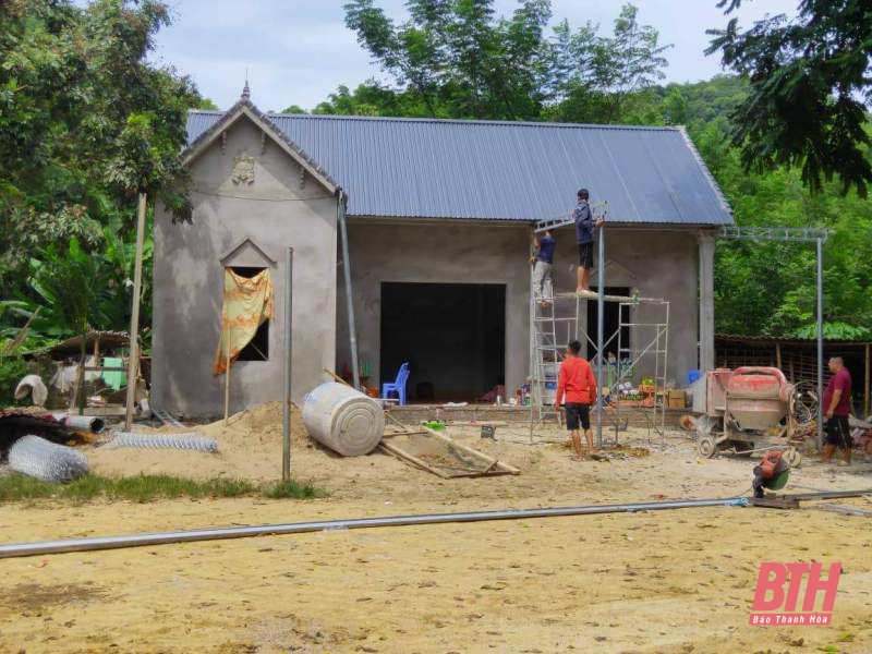 Quan Sơn đẩy nhanh tiến độ xây dựng nhà ở cho hộ nghèo, có hoàn cảnh khó khăn