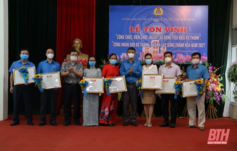 Ngành Xây dựng Thanh Hóa tôn vinh công chức, viên chức, người lao động tiêu biểu, công nhân giỏi