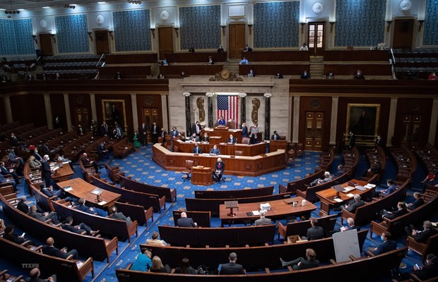 Hạ viện Mỹ thông qua dự luật tạm nâng trần nợ công quốc gia