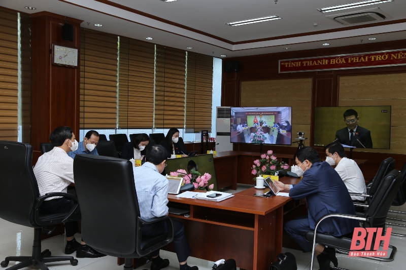 Quốc hội thảo luận dự thảo Nghị quyết về một số cơ chế, chính sách đặc thù phát triển của các tỉnh, thành phố: Thanh Hóa, Nghệ An, Thừa Thiên Huế, Hải Phòng