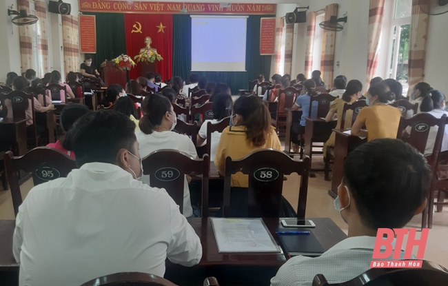 Đảng bộ huyện Yên Định: Nhiều giải pháp gỡ khó phát triển đảng viên
