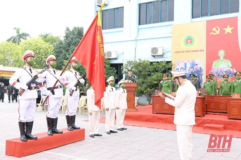 Công bố Quyết định thành lập Trung đoàn Cảnh sát cơ động dự bị chiến đấu thuộc Công an tỉnh Thanh Hóa