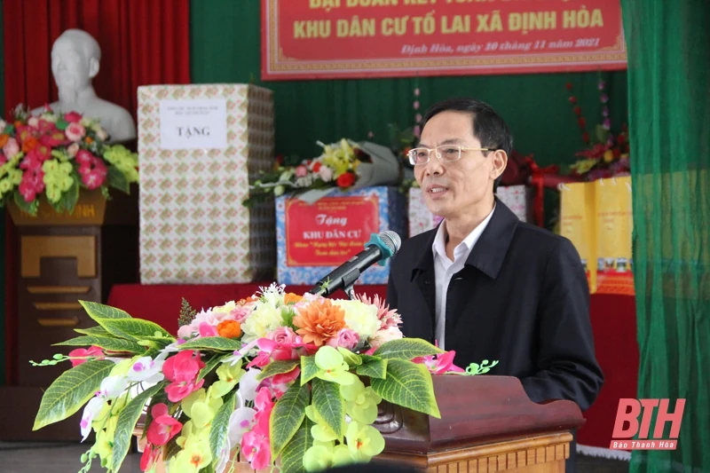 Phó Chủ tịch UBND tỉnh Đầu Thanh Tùng dự Ngày hội Đại đoàn kết toàn dân tộc tại thôn Tổ Lai