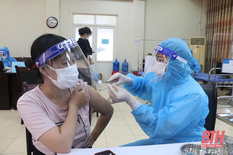 Thanh Hoá: Không có chuyện để tồn kho vắc xin phòng COVID-19