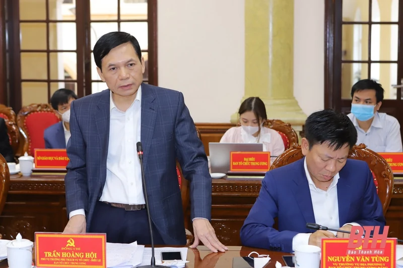 Đoàn khảo sát của Ban Chỉ đạo Trung ương làm việc với tỉnh Thanh Hóa về thực hiện quản lý biên chế
