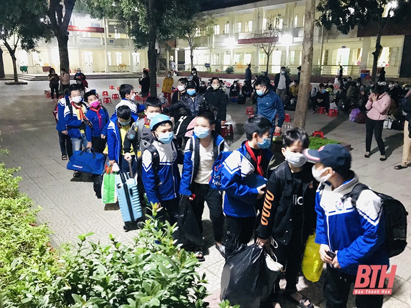 Khẩn trương khoanh vùng khống chế dịch tại Trường Tiểu học Hoàng Hoa Thám (TP Thanh Hoá)