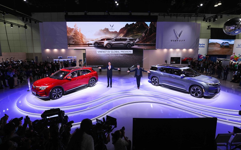 VinFast ra mắt thương hiệu xe điện tại Triển lãm ô tô Los Angeles 2021