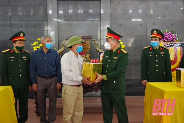 Tiếp nhận tro cốt công dân tỉnh Thanh Hóa tử vong do COVID-19 tại TP Hồ Chí Minh
