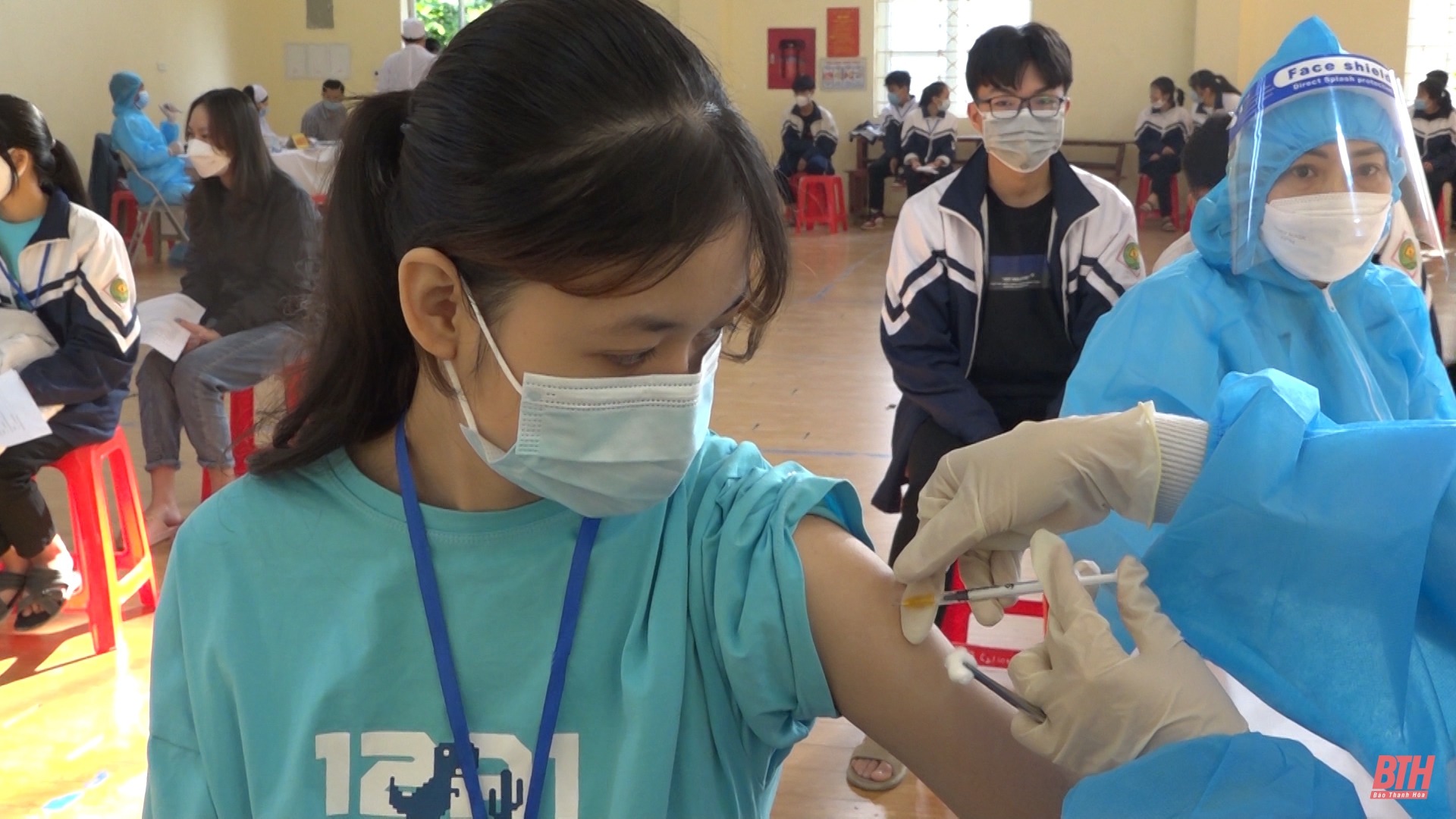 Huyện Thạch Thành triển khai tiêm 4.453 mũi vắc xin Pfizer cho trẻ em từ 15 - 17 tuổi