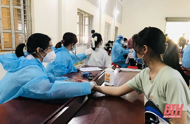 Góp phần tạo miễn dịch cộng đồng vững mạnh, cùng với cả nước thích ứng an toàn, linh hoạt với điều kiện bình thường mới