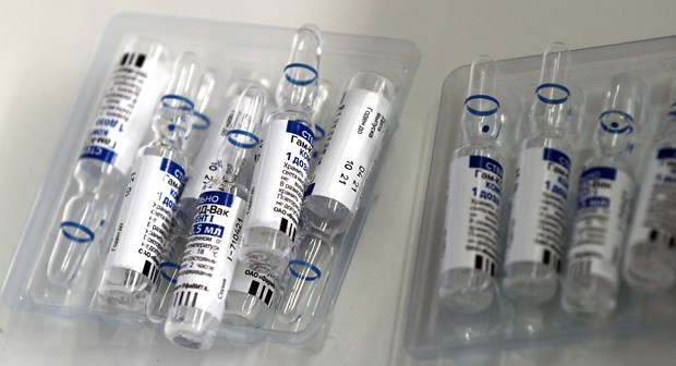 Nga thông báo sản xuất vaccine Sputnik V chống biến thể Omicron