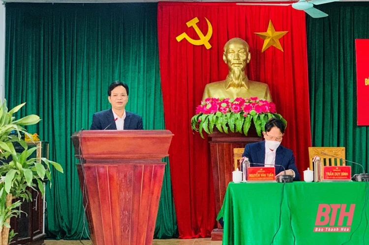 Huyện Hà Trung tổ chức đối thoại giữa người đứng đầu cấp ủy, chính quyền với MTTQ, các đoàn thể và Nhân dân