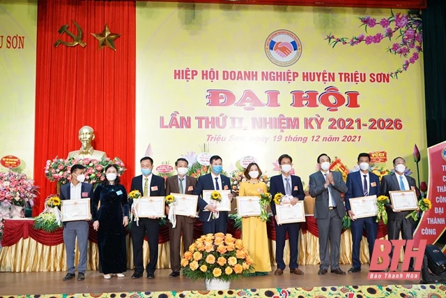 Doanh nghiệp Triệu Sơn đoàn kết, thúc đẩy kinh tế địa phương tăng trưởng