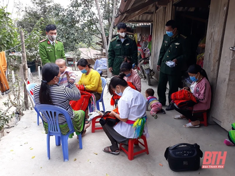 Huyện Mường Lát tiếp tục mở rộng xét nghiệm tầm soát để phát hiện, bóc tách F0 ra khỏi cộng đồng