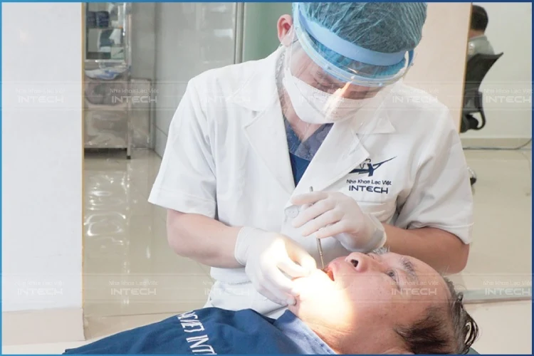 Nha khoa Lạc Việt Intech chia sẻ những ưu điểm của trồng răng Implant all on 4
