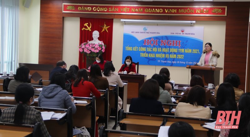 Tiếp tục đẩy mạnh Cuộc vận động “Phụ nữ thành phố nói lời hay, làm việc tốt, hành động thân thiện”