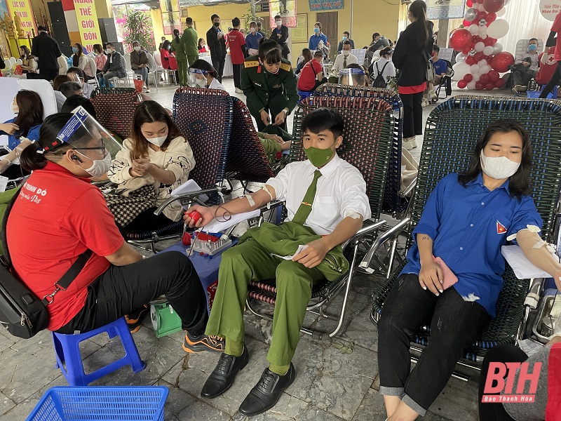 Hưởng ứng Chiến dịch hiến máu tình nguyện dịp Tết Nguyên đán và Lễ hội Xuân hồng 2022