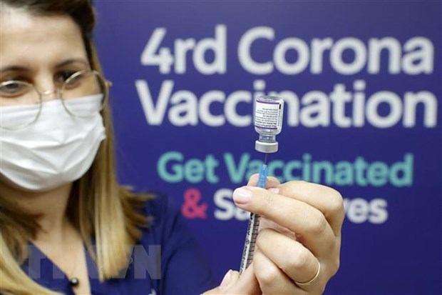 Israel thử nghiệm tiêm mũi 4 phòng COVID-19 bằng vaccine trộn lẫn