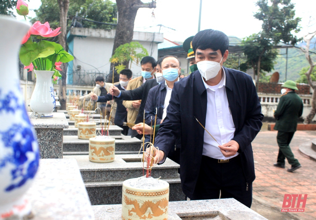 Trưởng Ban Nội chính Tỉnh ủy chúc tết và kiểm tra tình hình sản xuất, đời sống tại huyện Mường Lát