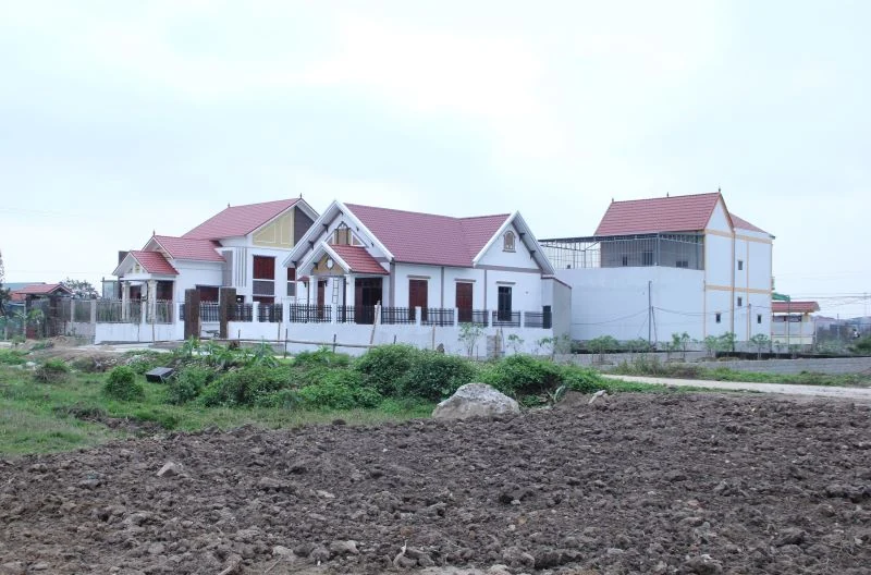 Người trồng đào phai hoa kép xã Quảng Chính có thu nhập khoảng 33 tỷ đồng từ vụ đào Tết Nhâm Dần 2022
