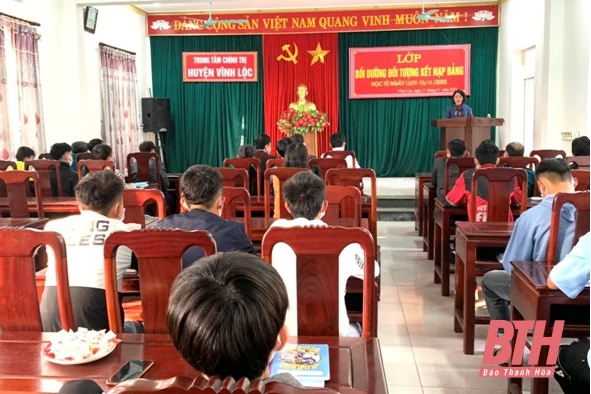 Trung tâm chính trị cấp huyện chủ động, sáng tạo triển khai công tác bồi dưỡng năm 2022