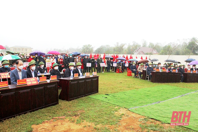 Phó Bí thư Tỉnh ủy Trịnh Tuấn Sinh dự lễ phát động “Tết trồng cây đời đời nhớ ơn Bác Hồ” tại thị xã Nghi Sơn